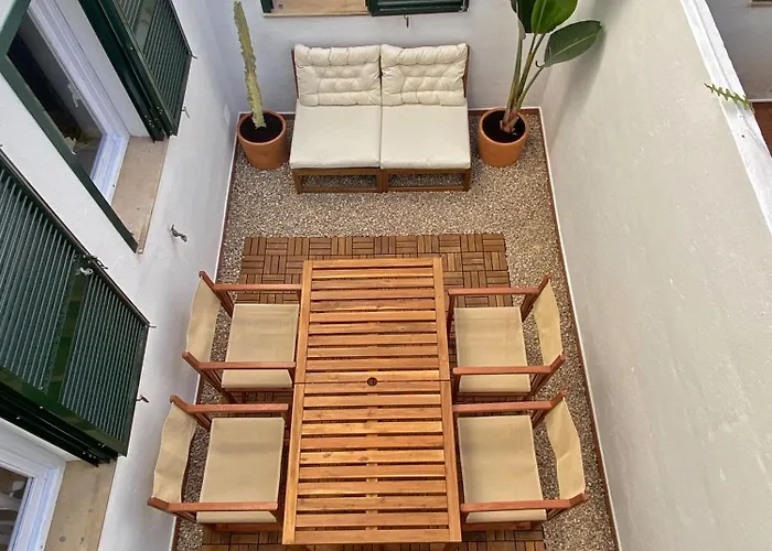 Calma 450m From The Tatil Evi *