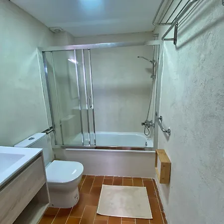 Calma 450m From The * كالا إن بلانيس